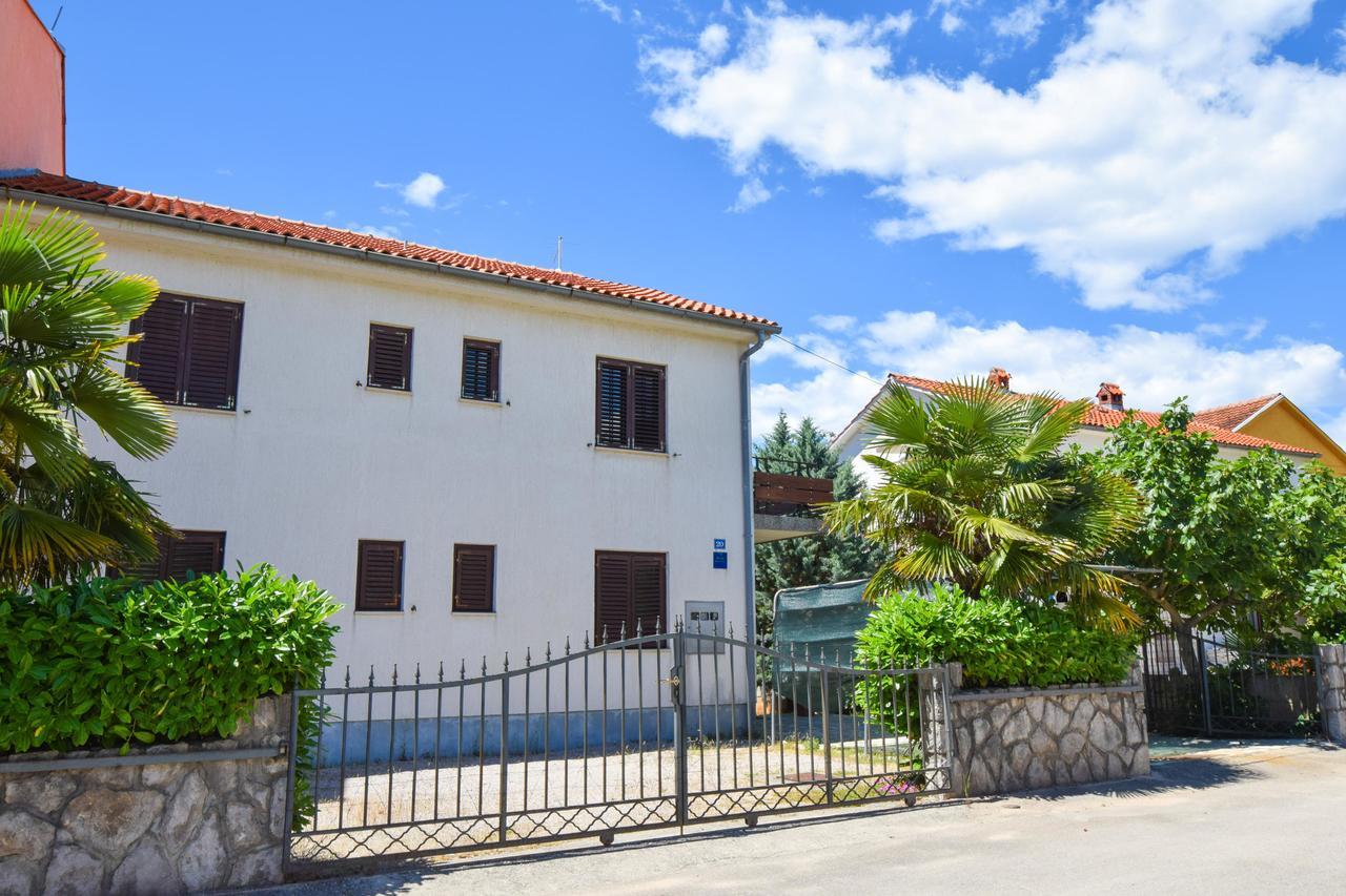 Apartments Vera Malinska Zewnętrze zdjęcie